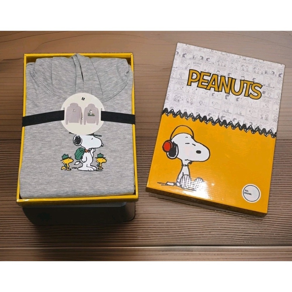Peanuts‎ Snoopy Men's Hoodie with Box Hike Woodstock Medium
